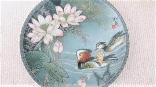 Stunning Vintage 1990 Imperial Jingdezhen Porcelain `Gift of Truth` Collector Plate Signed D: 215 mm