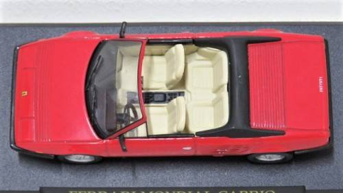 Fabulous Die Cast Ferrari Mondial Cabrio No Hard Plastic Cover Made in China Scale 1:43 L: 105 mm