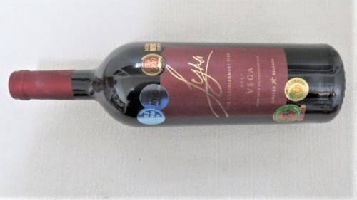 Sealed Award Winning 750ml Bottle of Lyra The Northernmost Star 2017 Vega Shiraz Petit Verdot