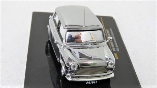 Boxed Ixo Models Die Cast Mini Cooper 1999 `David Bowie` 40th Anniversary Mini Celebrations 1:43