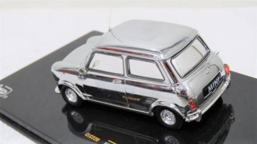 Boxed Ixo Models Die Cast Mini Cooper 1999 `David Bowie` 40th Anniversary Mini Celebrations 1:43