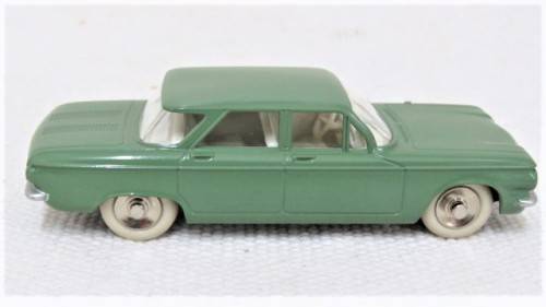 Boxed Dinky Toys Editions Atlas Die Cast Chevrolet `Corvair` #552 Scale 1:43 L: 105 mm