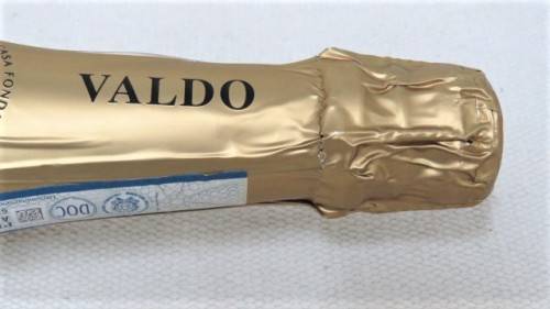 Sealed 750ml Bottle of Award Winning Valdo Marca Oro Prosecco Extra Dry Sparkling Wine