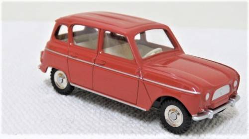 Boxed Dinky Toys DeAgostini Die Cast Renault 4L #518 Scale 1:43 L: 85 mm