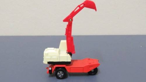 Vintage Tomy Tomica Die Cast 1979 Yutani Shovel TY45 #51 No Box Scale 1:90 L: 70 mm SOLD AS IS