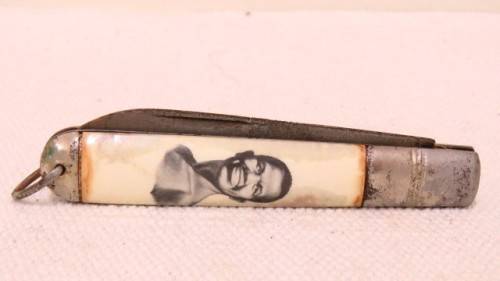 Vintage Richards Sheffield Folding Knife One Blade Cream Handle/Tribal Man L: 180 mm SOLD AS IS
