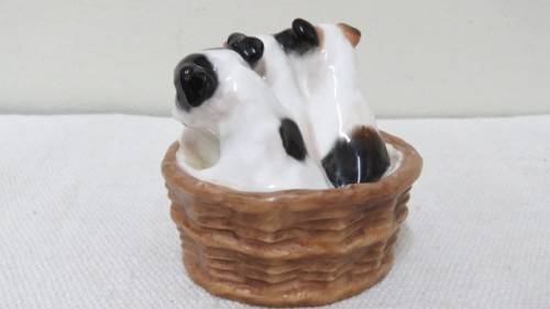 Vintage 1940`s Royal Doulton `Terrier Puppies In Basket` Porcelain Figurine HN 2588 80 x 75 mm