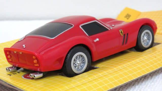Boxed Shell V-Power Ferrari Official Licensed Product Ferrari 250 GTO Scale 1:38 L: 110 mm