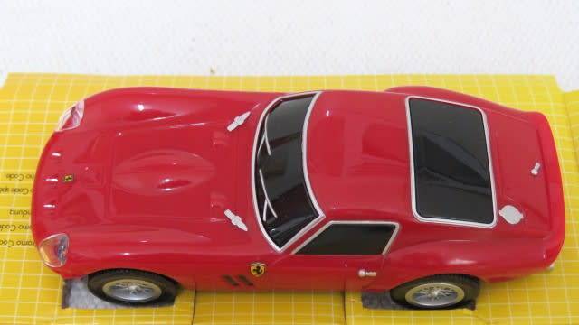 Boxed Shell V-Power Ferrari Official Licensed Product Ferrari 250 GTO Scale 1:38 L: 110 mm