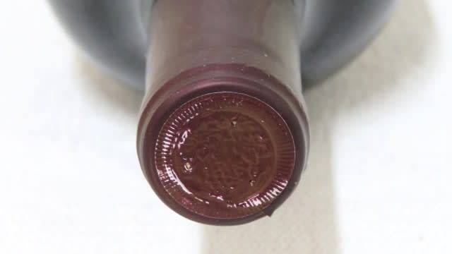 Sealed 1500ml Bottle of Zandvliet 2014 Shiraz In Wooden Crate