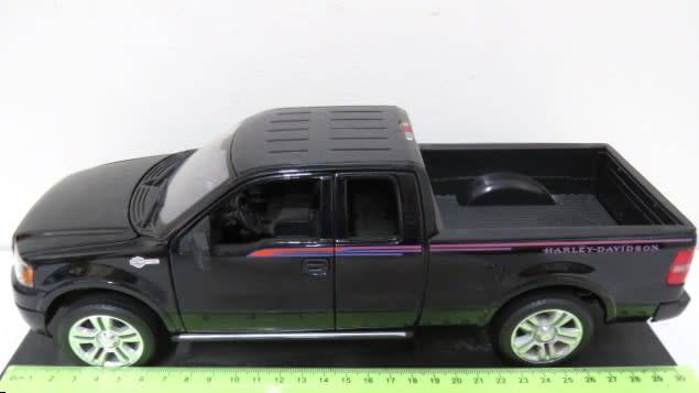 Stunning Vintage Maisto Die Cast 2006 Ford Harley-Davidson F-150 Truck No Box Scale 1:18 L: 305 mm