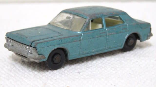Vintage Lesney Matchbox Series No. 53 Die Cast Ford Zodiac MK. IV No Box L: 72 mm SOLD AS IS