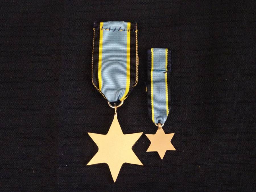 WW 2 Air Crew Europe Star Set Of Two Medals (Unnamed)