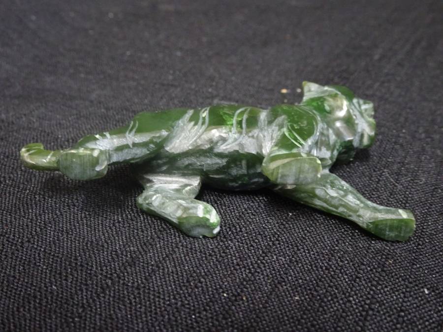Gorgeous Natural Green Jade Gemstone Lion Figure