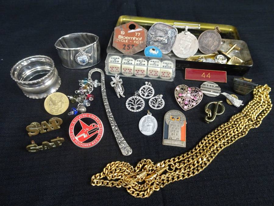 Vintage Tin With A Collection Of Badges, Medals And Other Interesting Items Selling As A Lot