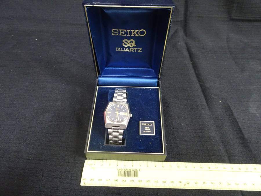 Gorgeous Vintage Seiko Quartz LM 5606 - 6070 Automatic Watch Water Resistant 451570(See Description)