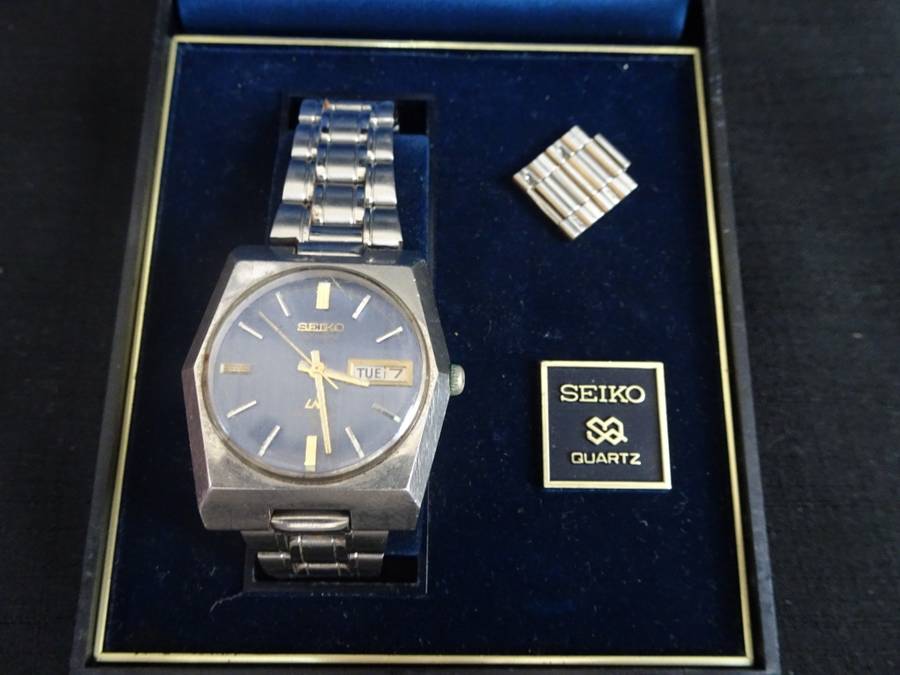 Gorgeous Vintage Seiko Quartz LM 5606 - 6070 Automatic Watch Water Resistant 451570(See Description)