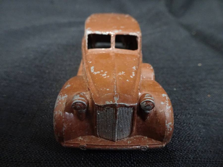 Dinky Toys  DeAgostini Die Cast Packard Eight Sedan Made In England (L - 10.5cm) (See Description)