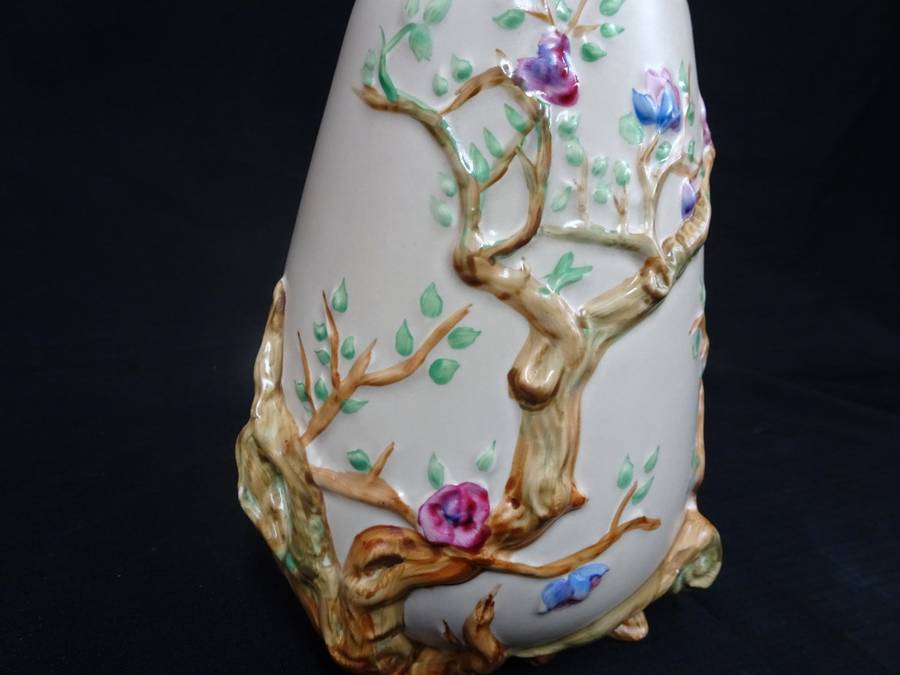 Stunning Vintage 1950`s Clarice Cliff Newport Pottery Indian Tree Pattern Vase Made In England