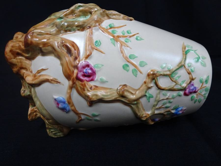 Stunning Vintage 1950`s Clarice Cliff Newport Pottery Indian Tree Pattern Vase Made In England