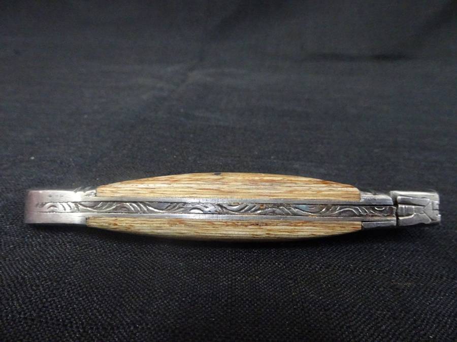 Wonderful Vintage `Laguiole 440` Folding Knife With Wood Handle L: 20cm