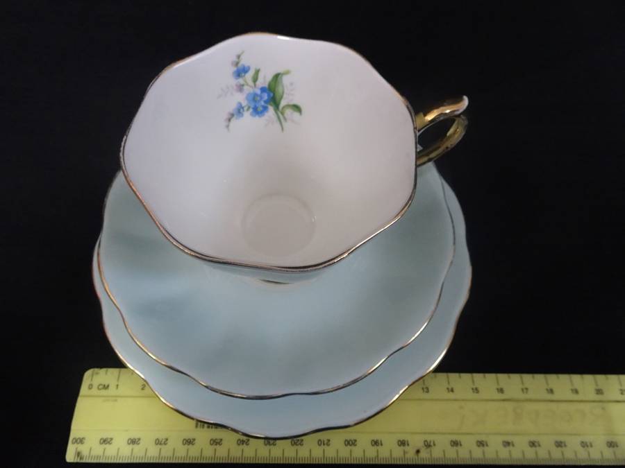 Stunning Vintage Royal Albert Trio Fine Bone China Set Made In England