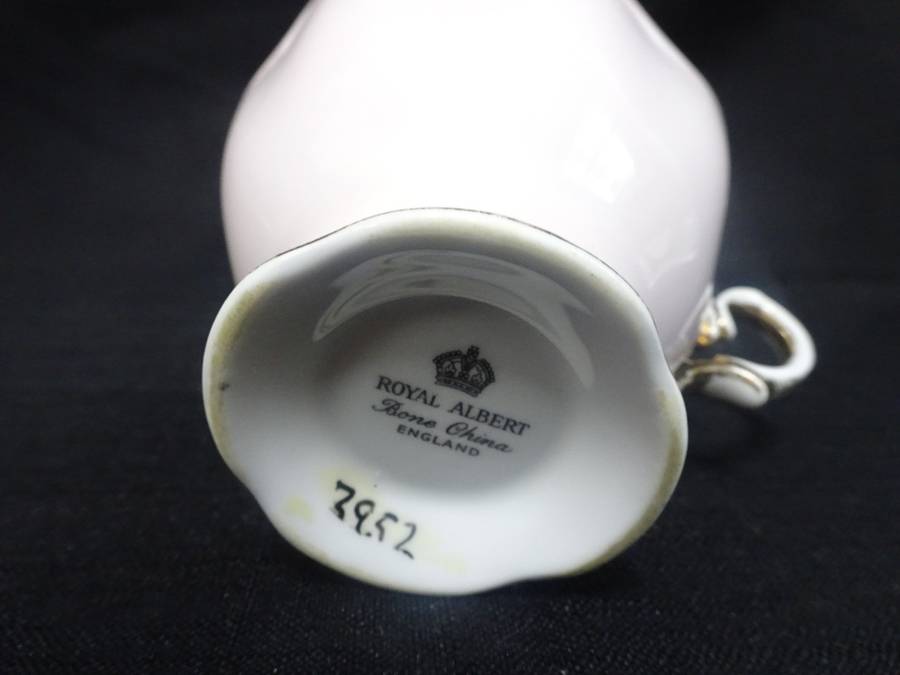 Stunning Vintage Royal Albert Trio Fine Bone China Set Made In England