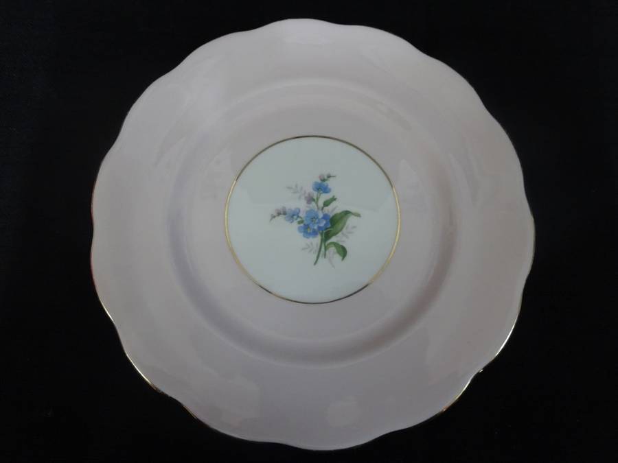 Stunning Vintage Royal Albert Trio Fine Bone China Set Made In England