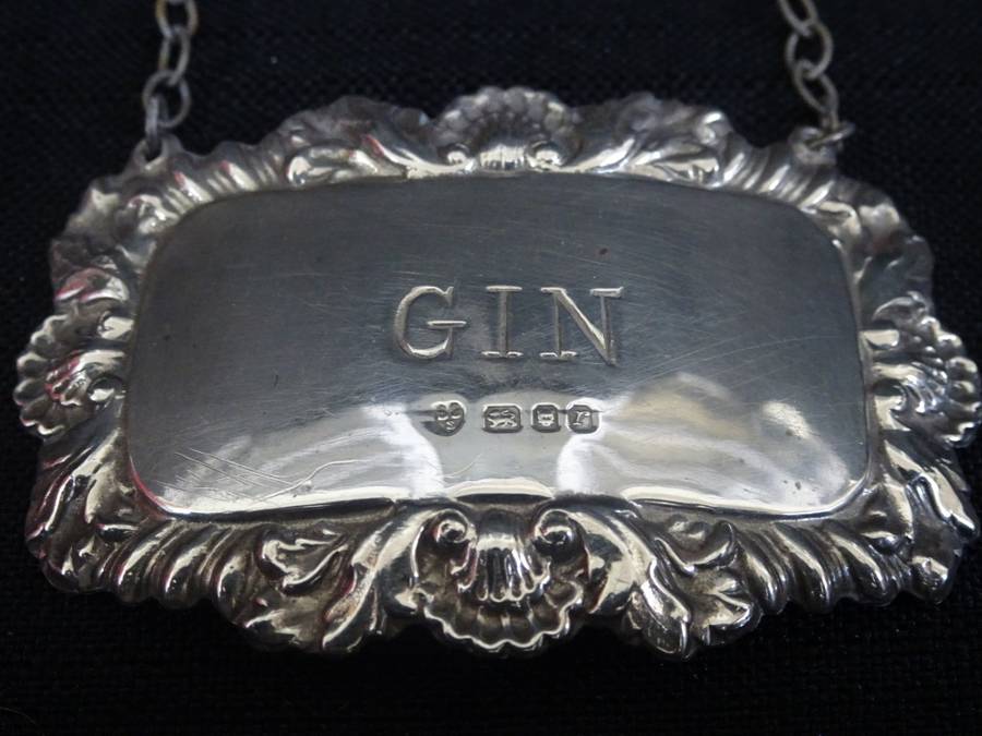 Vintage Sterling Silver London 1972-73 Hallmarked Gin Decanter Label - 10.4 Grams