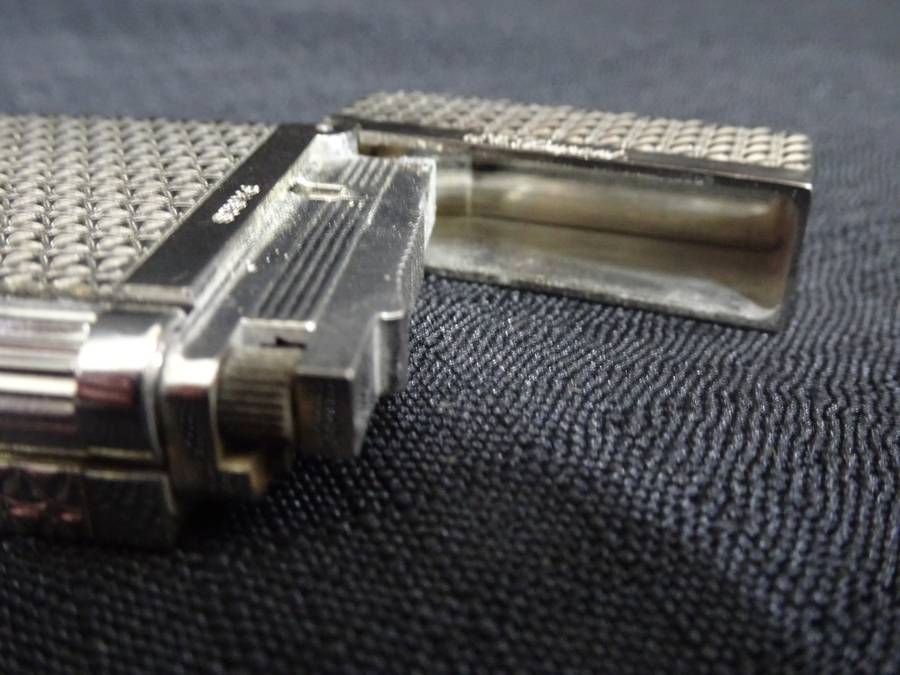 Stunning ST Dupont Silver Lighter 4FKI2J8 Paris Made In France - See Description - 146 Grams