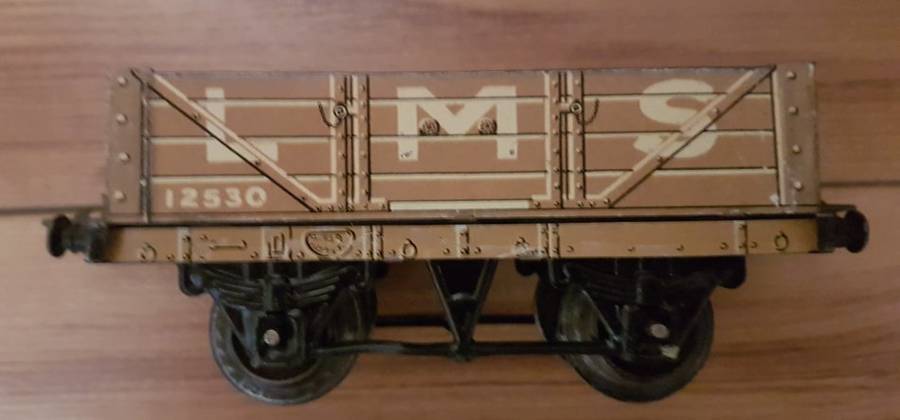 1937 EM 320 Hornby Tank Goods Set