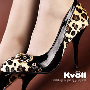R799***** Kvoll brown 2012 size 6