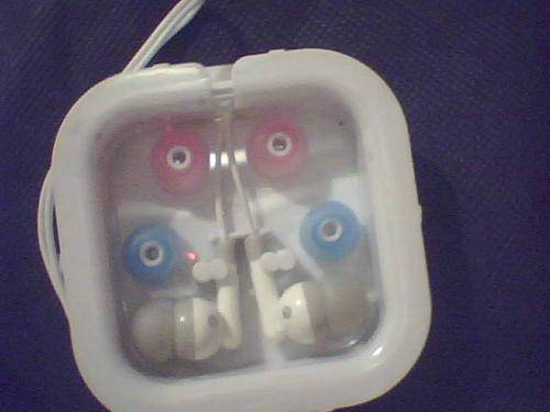 Bini earphones