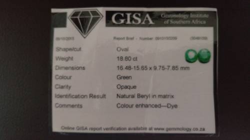 Pair of oval Emeralds. 18,8ct