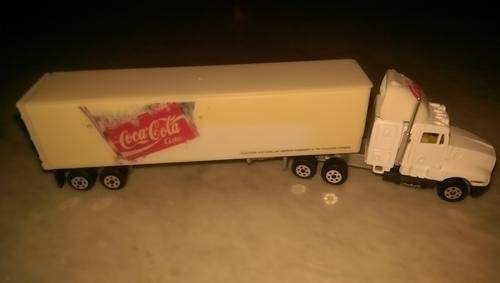 coca cola truck