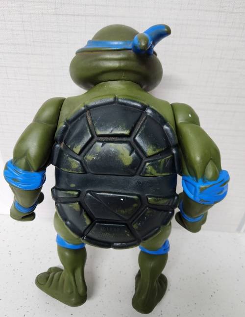 1989 Teenage Mutant Ninja Turtles Giant Leonardo Large Leo Action Figure