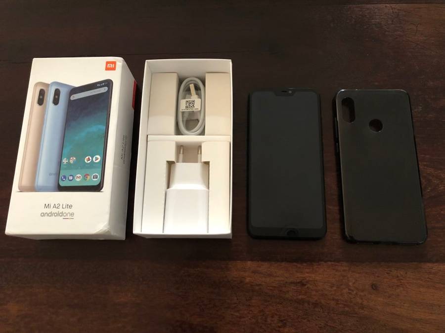 Xiaomi Mi A2 Lite (DEMO) 4GB RAM 64GB ROM Android One Black AS NEW