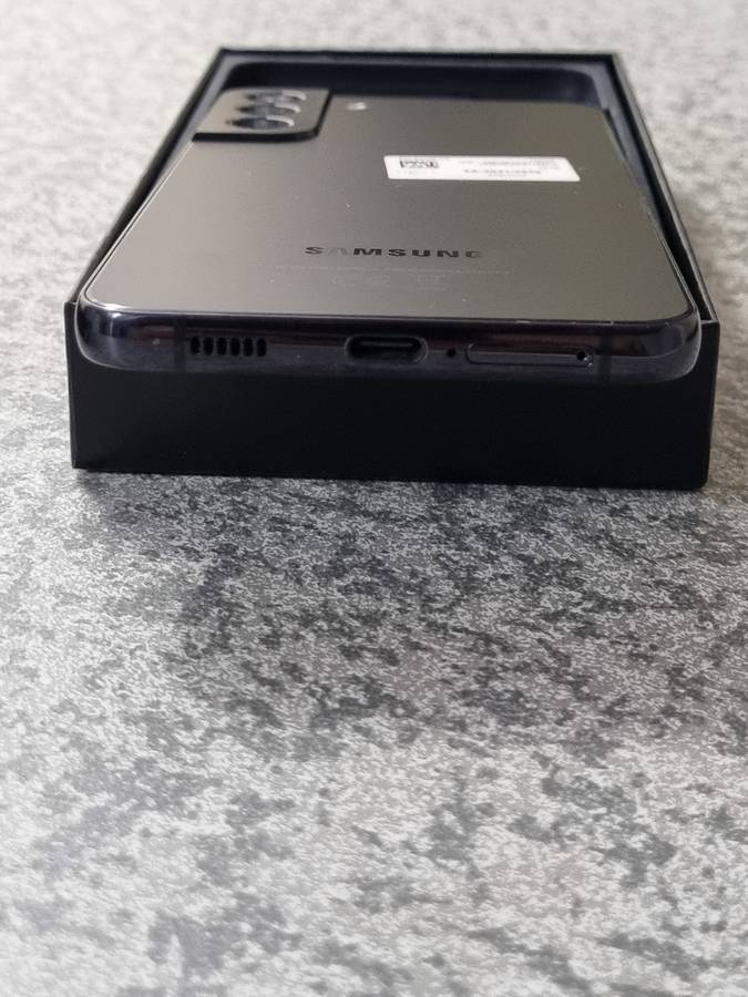 Samsung Galaxy S22 Plus 5G Dual Sim 8GB /  256GB - Phantom Black