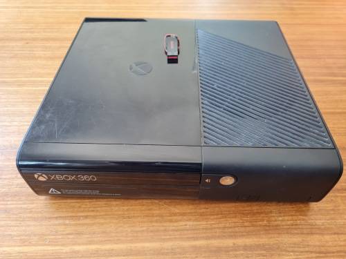 Xbox 360 Console Bundle