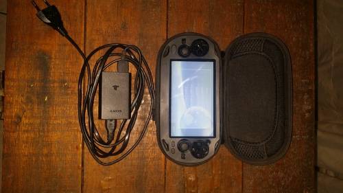 PS Vita - Playstation Vita ****FREE SHIPPING****