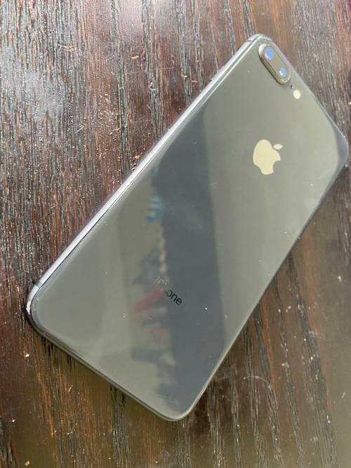 iPhone 8 Plus 64GB (Locked to Sprint)
