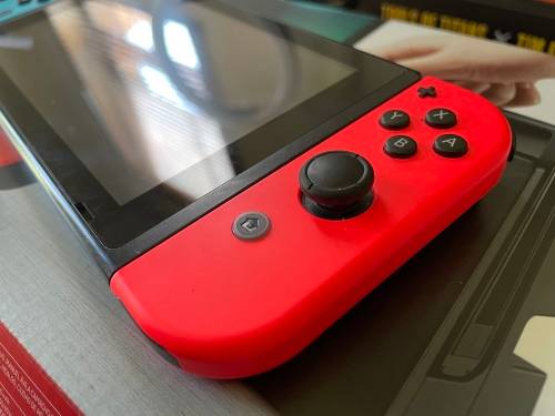 Nintendo Switch (Excellent Condition)