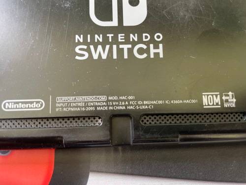 Nintendo Switch (Excellent Condition)