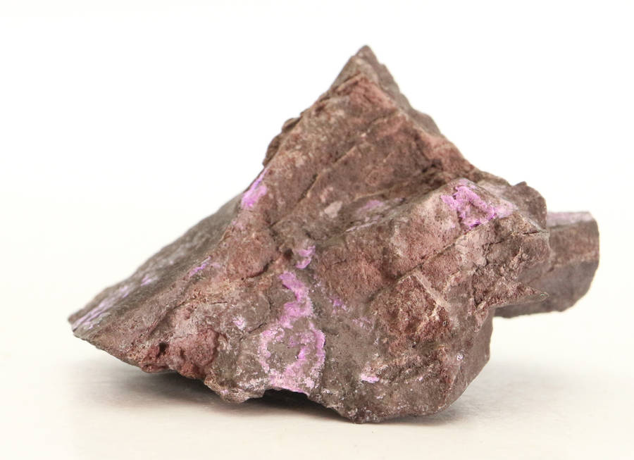 Sugilite on Matrix, N`Chwaning III, Northern Cape, South Africa