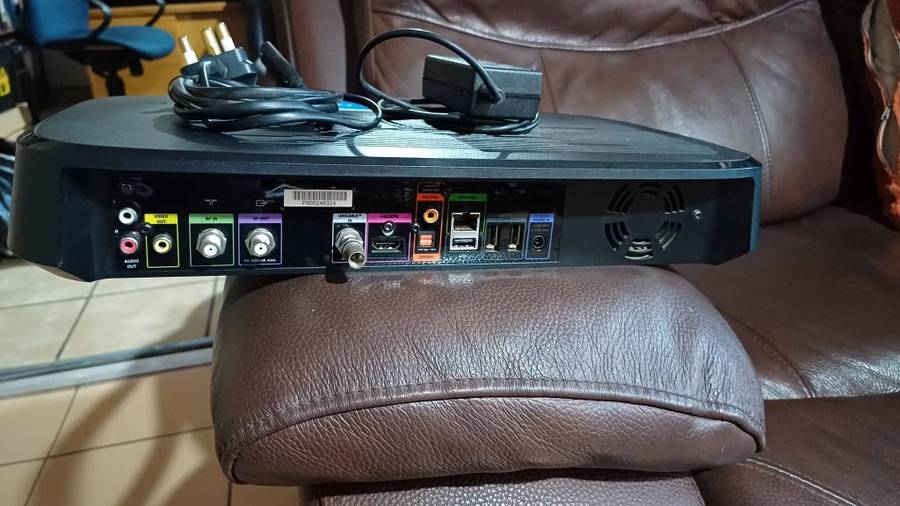 DStv explora decorder  model DPS5001IMC (Pace)