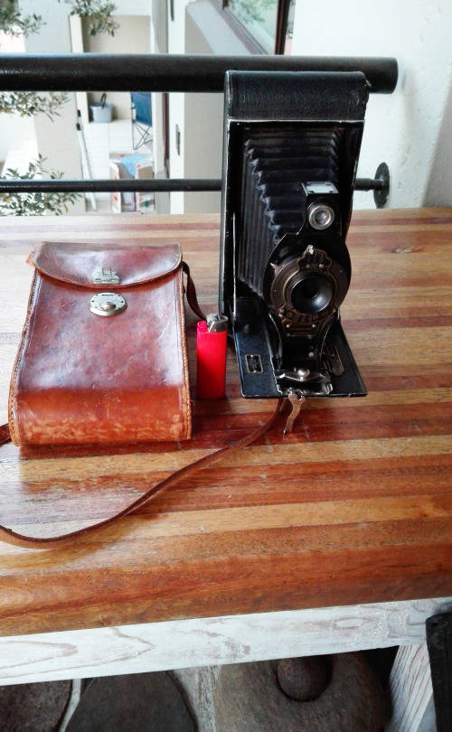 EASTMAN KODAC VINTAGE CAMERA.