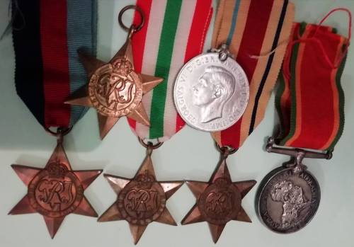 WW 2 GROUP MEDALS.