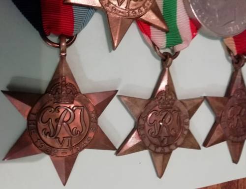 WW 2 GROUP MEDALS.