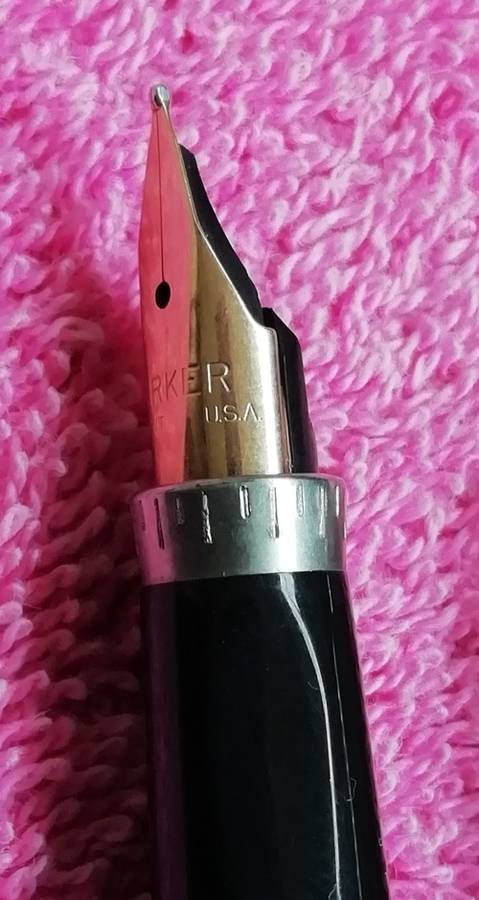 VINTAGE PARKER FOUNTAIN PEN, GOLD 14 CT NIB.