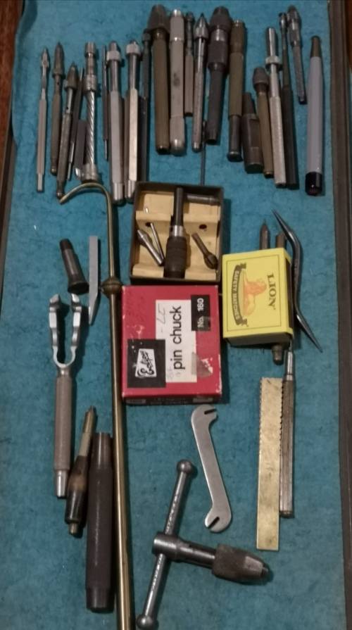 COLLECTION OF WATCH MAKER`S TOOLS.